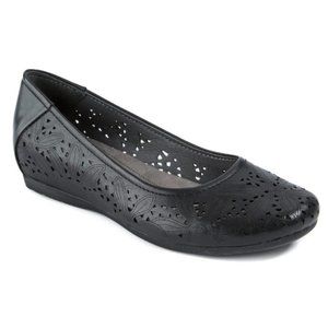 Baretraps Casual Flats - New